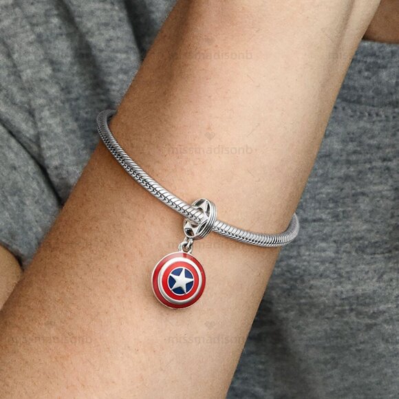 Pandora Marvel The Avengers Captain America Shield Dangle Charm - Picture 5 of 6
